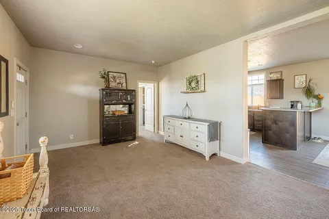 $625,000 | 350 Little Greys Loop, Etna, WY 83118