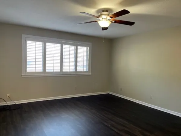 $1,650 | 4400 Poplar Avenue, Unit 41, Memphis, TN 38117