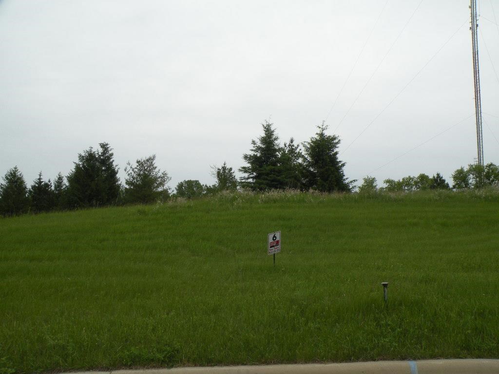 219 Glacial Terrace Ripon, WI 54971 - Photo 6 of 7