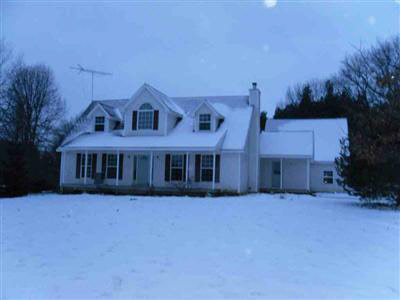 10037 Oak Grove Road Howell, MI 48855 - Photo 1 of 1 20211897.JPG