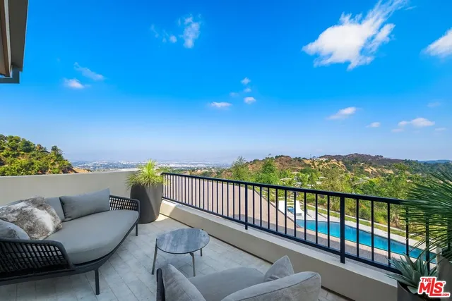 $6,499,000 | 8545 Charl Lane, Los Angeles, CA 90046