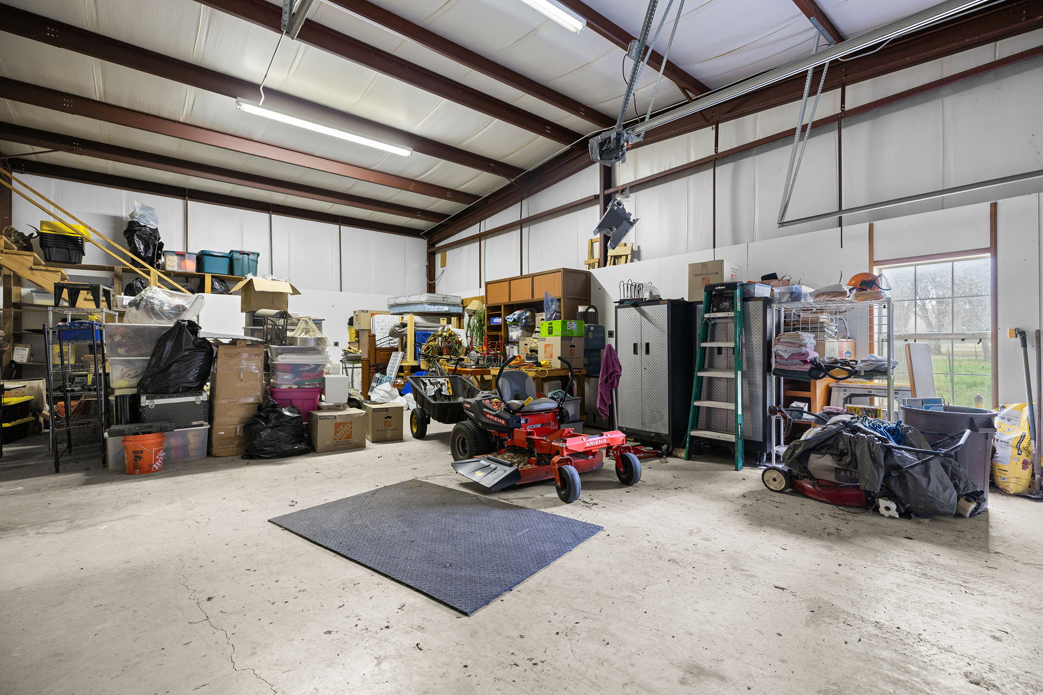75 County Road 129 Taylor, TX 76574 - Photo 31 of 40 View of garage
