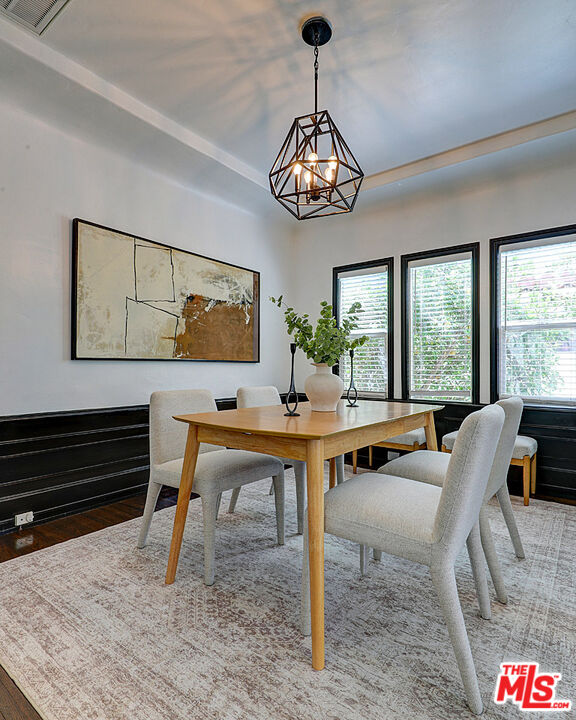 1260 West 81st Street Los Angeles, CA 90044 - Photo 8 of 33