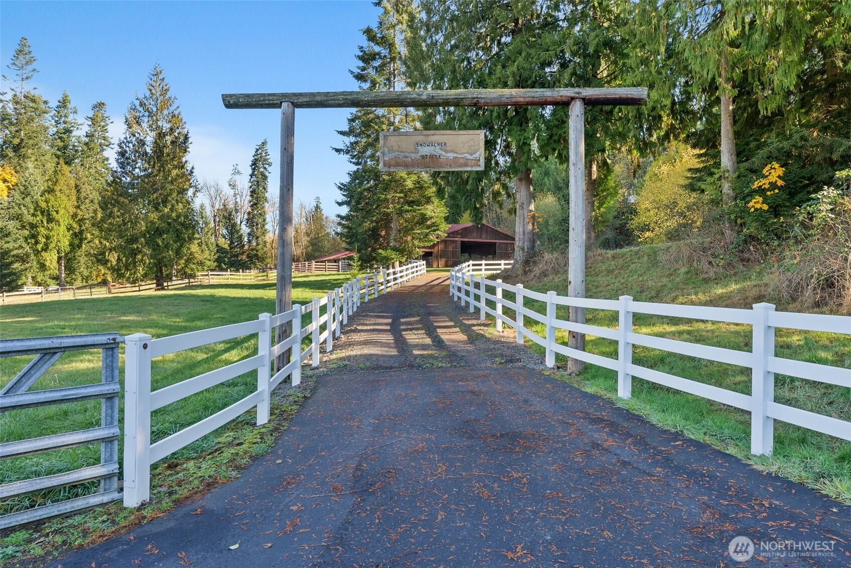 153 A Walhaupt Road Onalaska, WA 98570 - Photo 30 of 38 a view of a yard with wooden fence