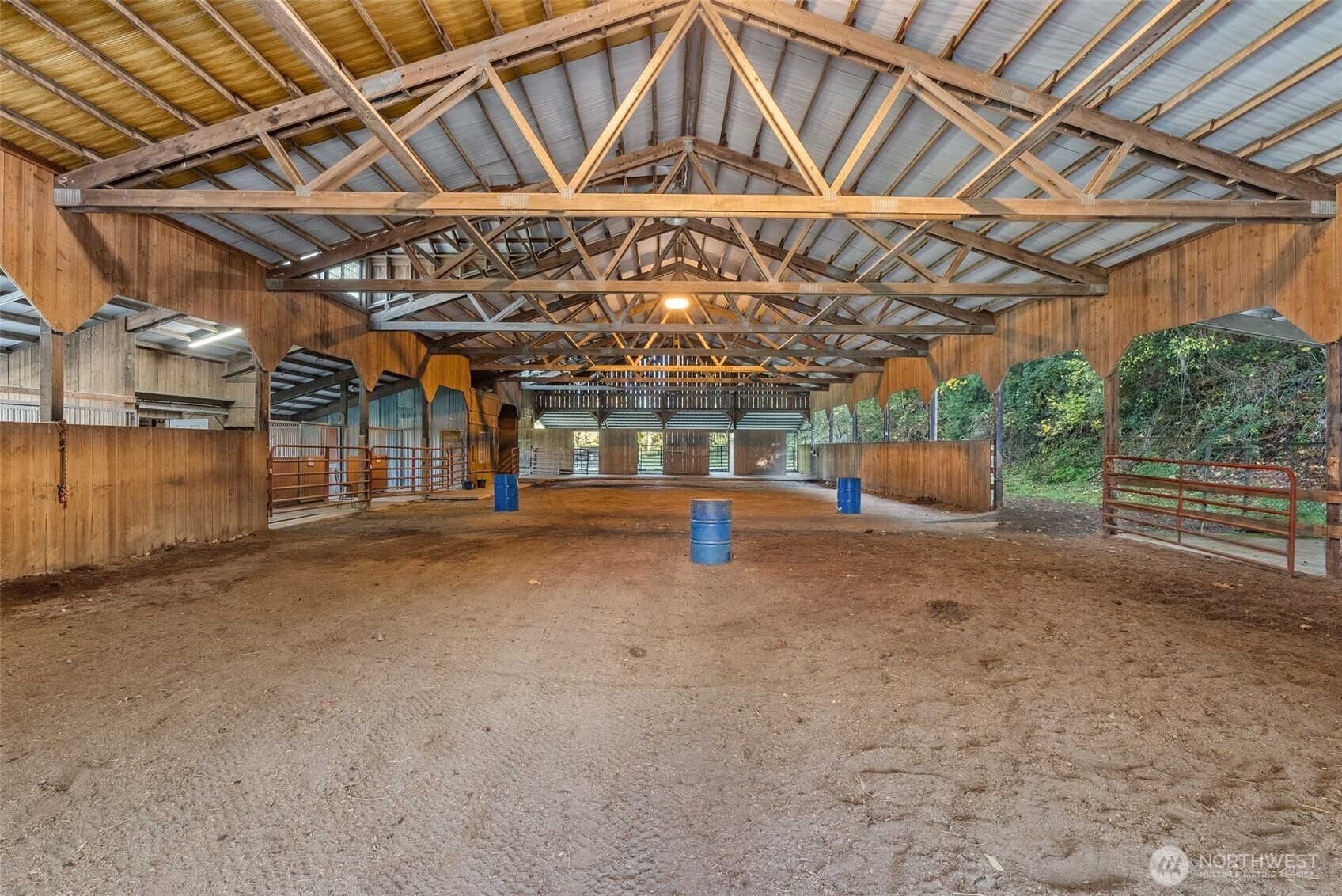 153 A Walhaupt Road Onalaska, WA 98570 - Photo 32 of 38 a view of a indoor garage