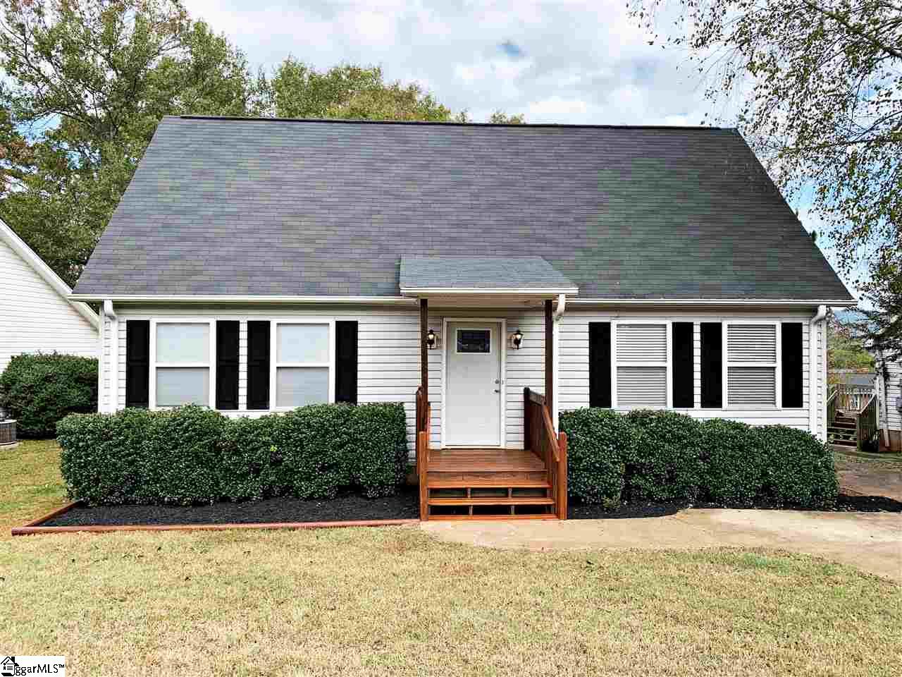 9 Ridgeside Court Greenville, SC 29617 - Photo 1 of 27 Gallery Image 1