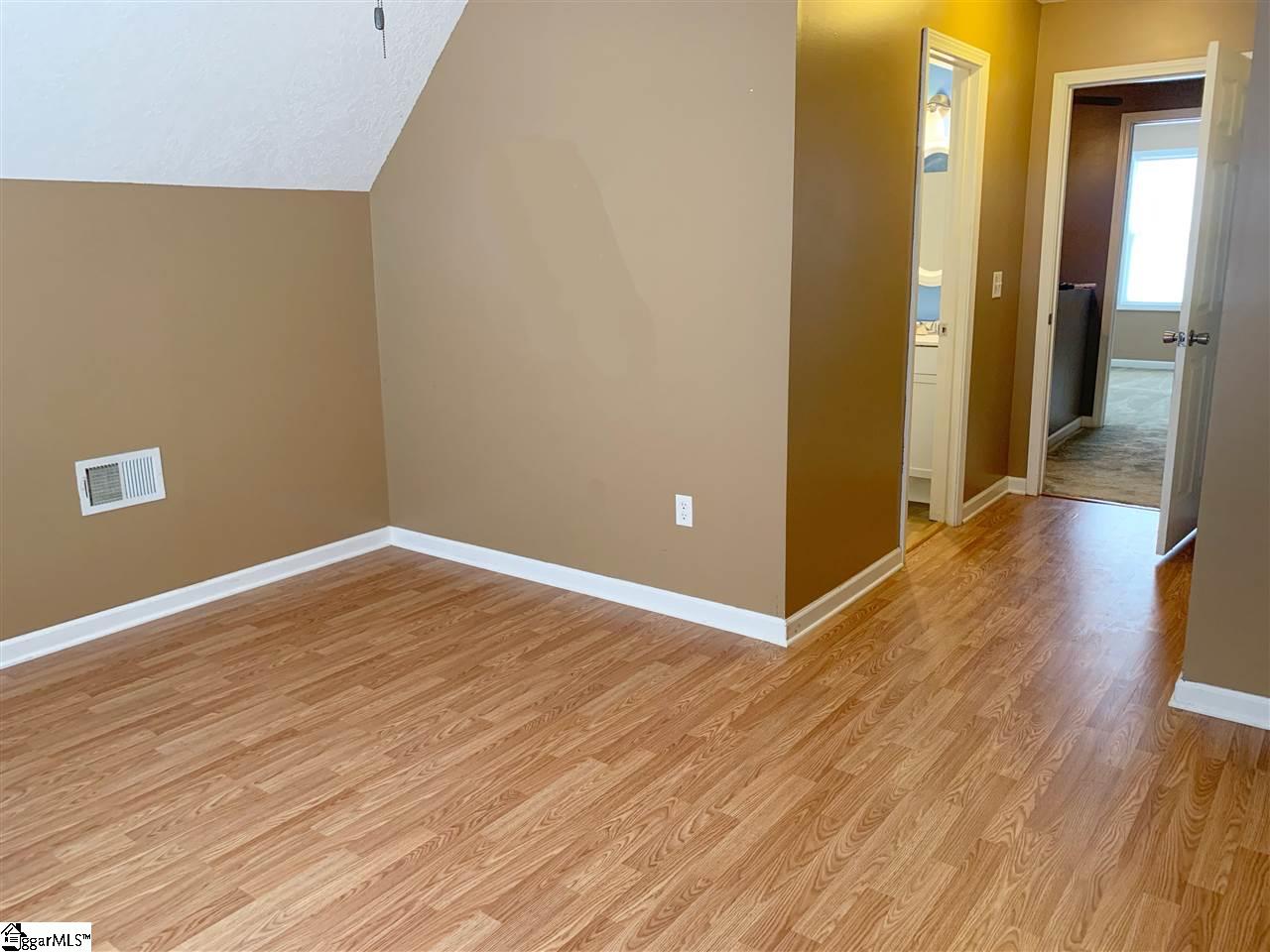 9 Ridgeside Court Greenville, SC 29617 - Photo 20 of 27 Gallery Image 20