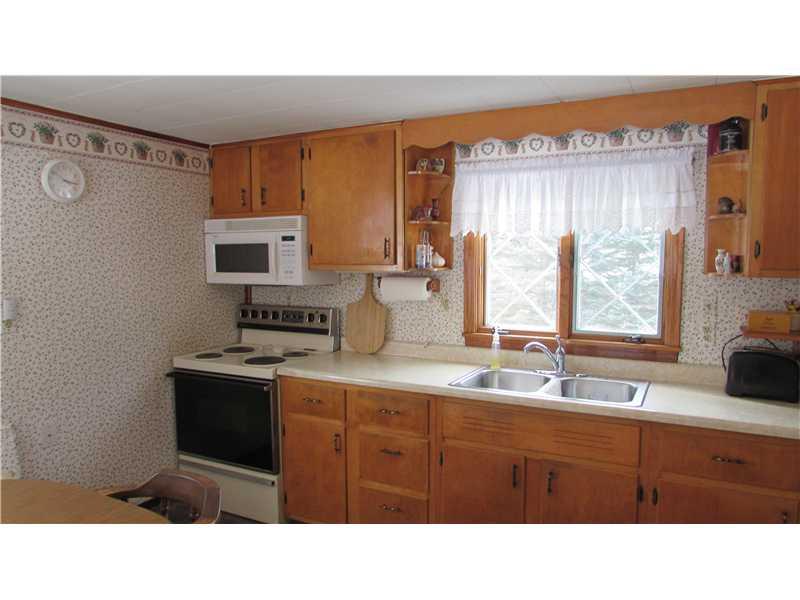 1233 Spring Run Road Extension Coraopolis, PA 15108 - Photo 16 of 25 Kitchen.