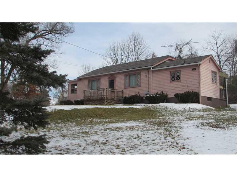1233 Spring Run Road Extension Coraopolis, PA 15108 - Photo 22 of 25 Exterior Front.
