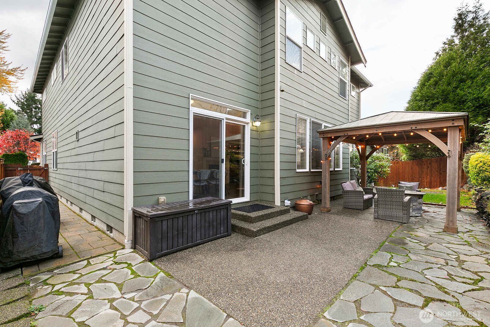550 Pasco Place Northeast Renton, WA 98059 - Photo 28 of 32 a view of a two chairs in the balcony