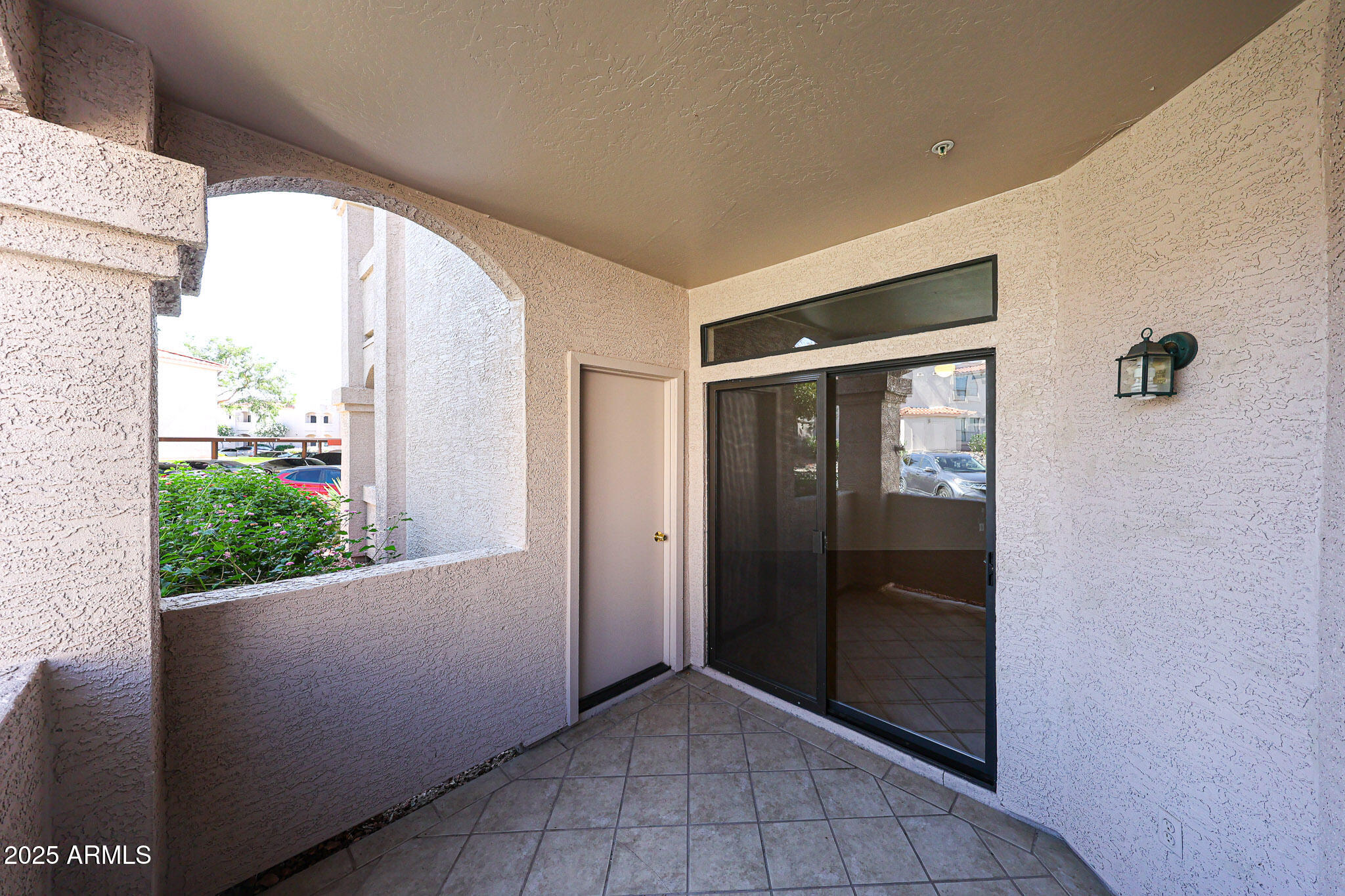 9151 West Greenway Road, Unit 162 Peoria, AZ 85381 - Photo 30 of 37 a view of an entryway