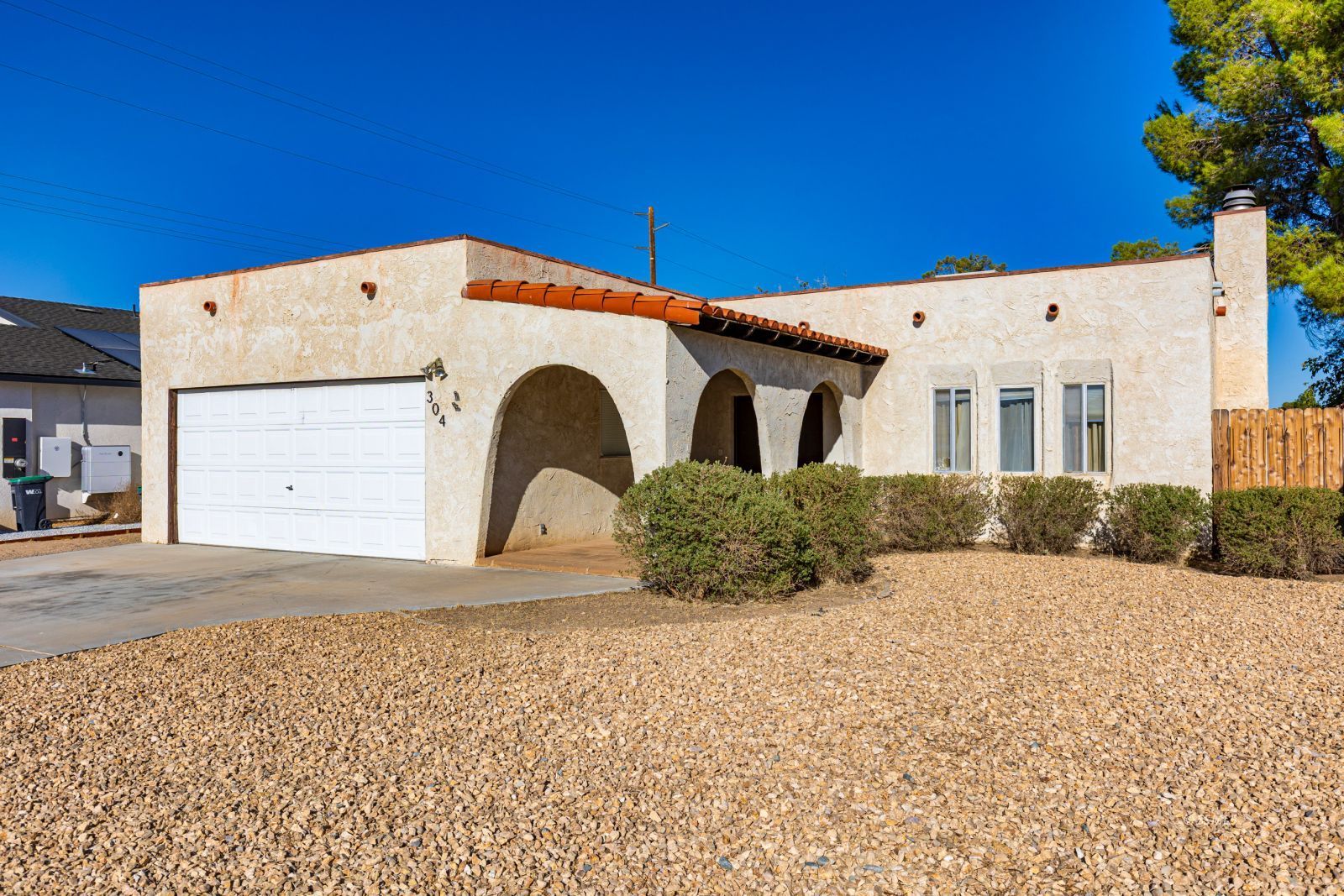 304 South Lincoln Street Ridgecrest, CA 93555 - Photo 3 of 31 Gallery Image 3