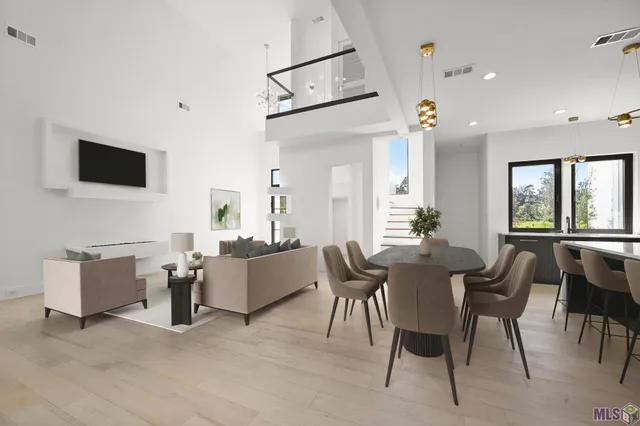 $999,000 | 9825 Fawn Vw Drive, Baton Rouge, LA 70817