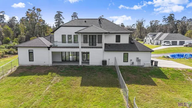 $999,000 | 9825 Fawn Vw Drive, Baton Rouge, LA 70817