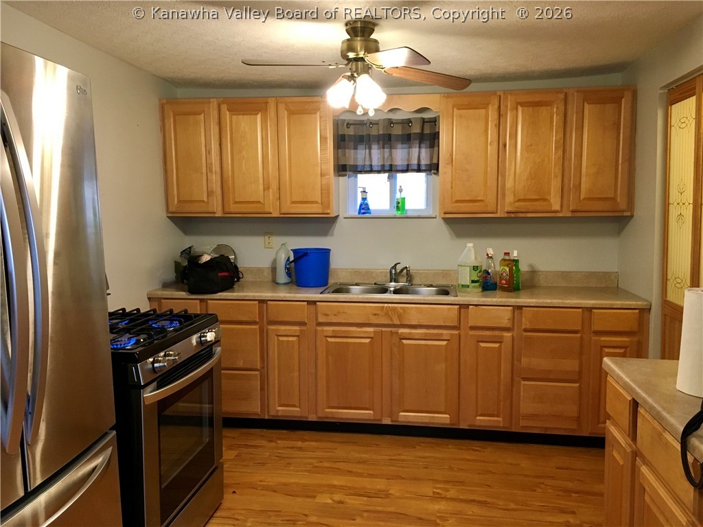 5216 Charleston Road Poca, WV 25159 - Photo 2 of 50 Gallery Image 2