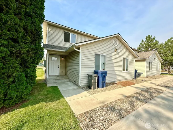 $975,000 | 1021 East 19th Avenue, Unit AD, Ellensburg, WA 98926