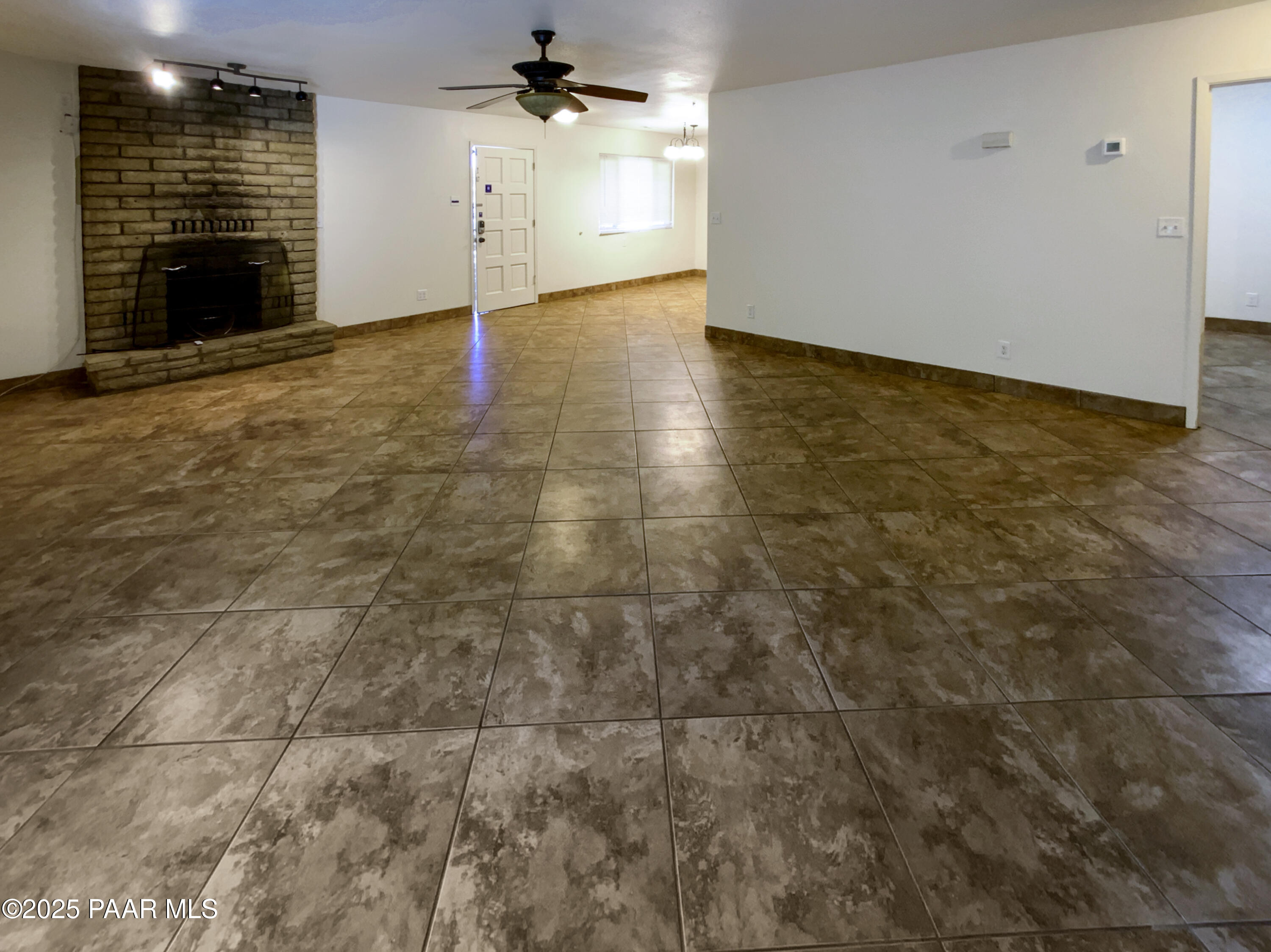 1913 Meadowbrook Road Prescott, AZ 86303 - Photo 3 of 26 photo_03