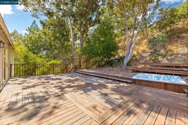 $1,400,000 | 45 La Salle Drive, Moraga, CA 94556