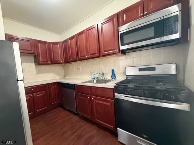$1,875 | 165 Franklin Street, Unit 507, Bloomfield, NJ 07003