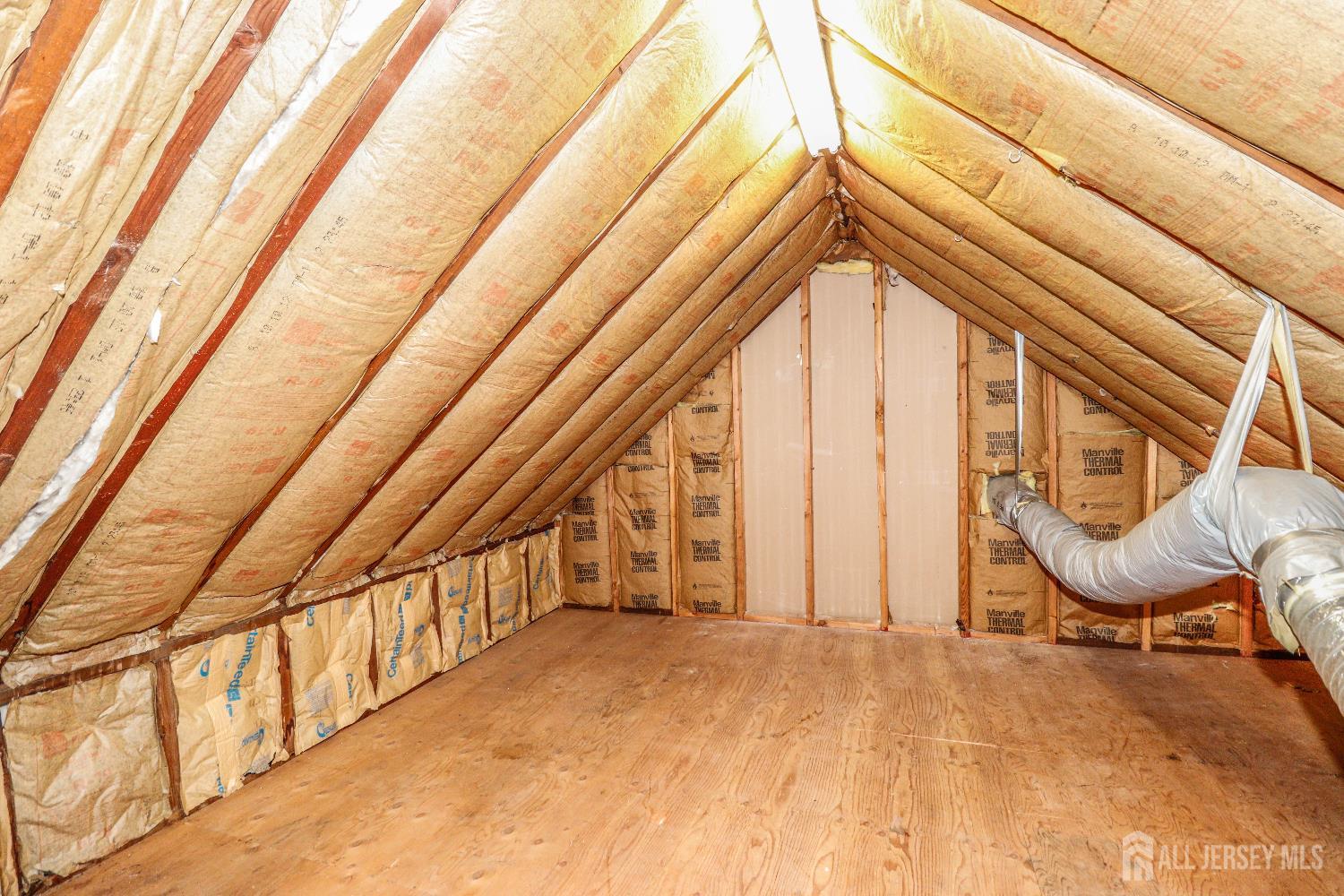 70 Lancaster Road Colonia, NJ 07067 - Photo 25 of 33