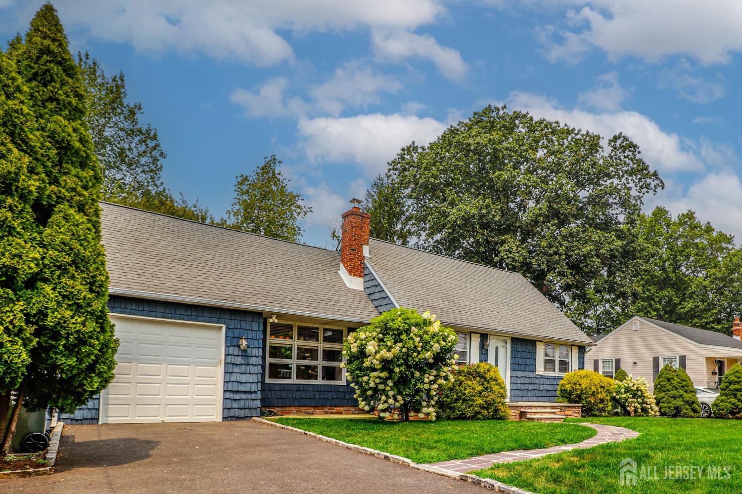 70 Lancaster Road Colonia, NJ 07067 - Photo 3 of 33