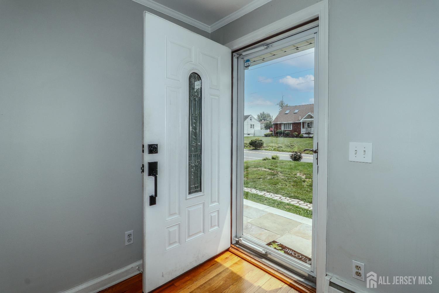 70 Lancaster Road Colonia, NJ 07067 - Photo 5 of 33