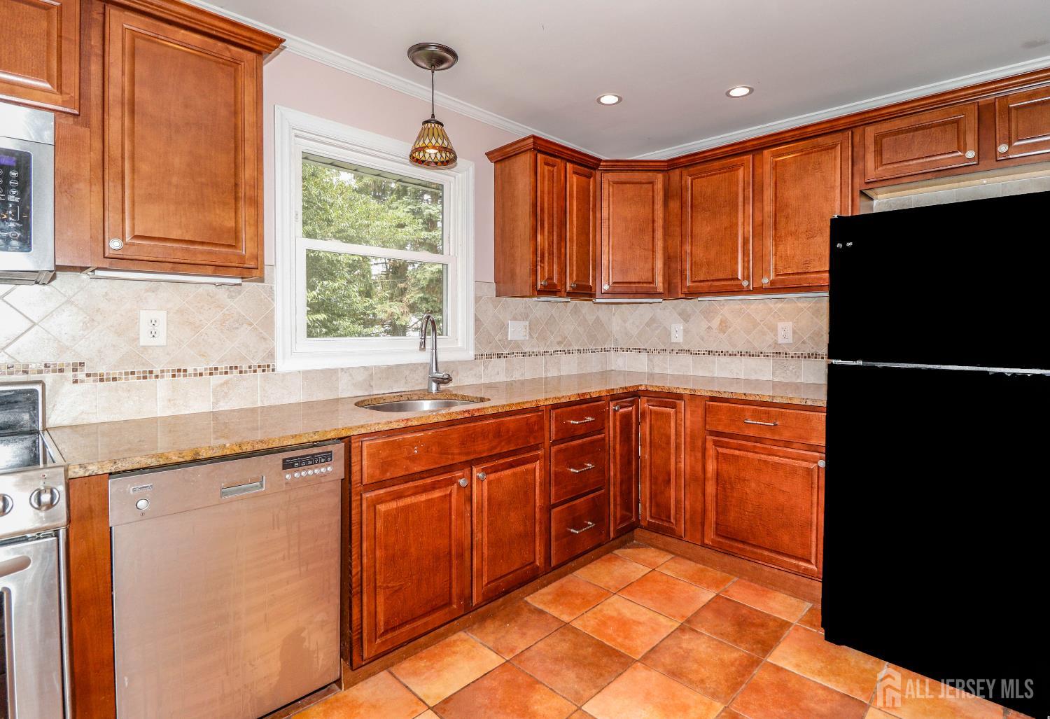 70 Lancaster Road Colonia, NJ 07067 - Photo 10 of 33