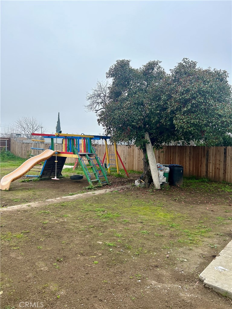 913 West Santa Fe Avenue Merced, CA 95340 - Photo 4 of 19