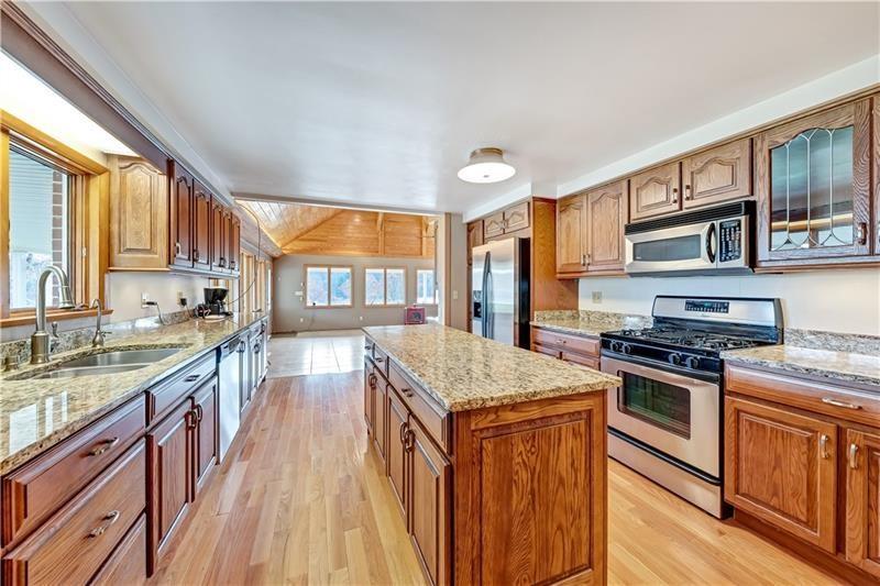 495 Center Grange Road Monaca, PA 15061 - Photo 8 of 25 Gallery Image 8