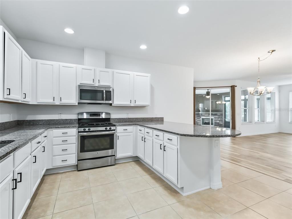 4976 Northwest 35th Ln Road Ocala, FL 34482 - Photo 16 of 34
