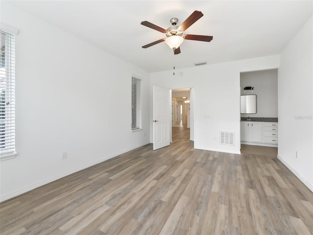 4976 Northwest 35th Ln Road Ocala, FL 34482 - Photo 20 of 34