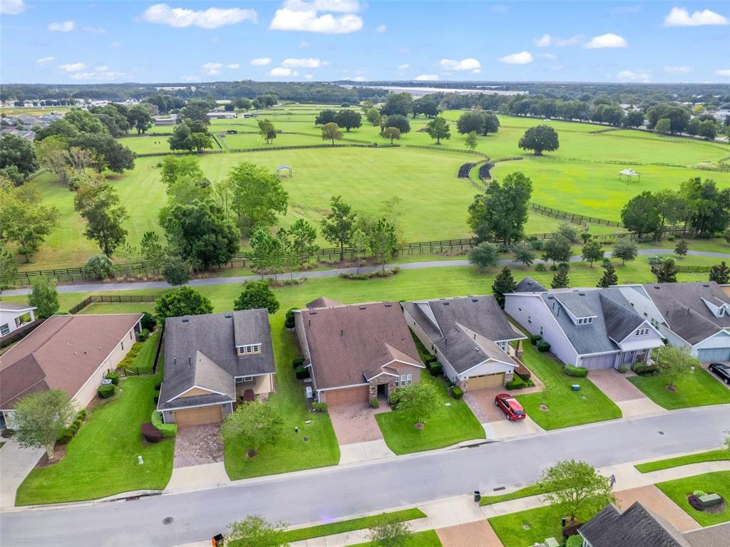 4976 Northwest 35th Ln Road Ocala, FL 34482 - Photo 2 of 34