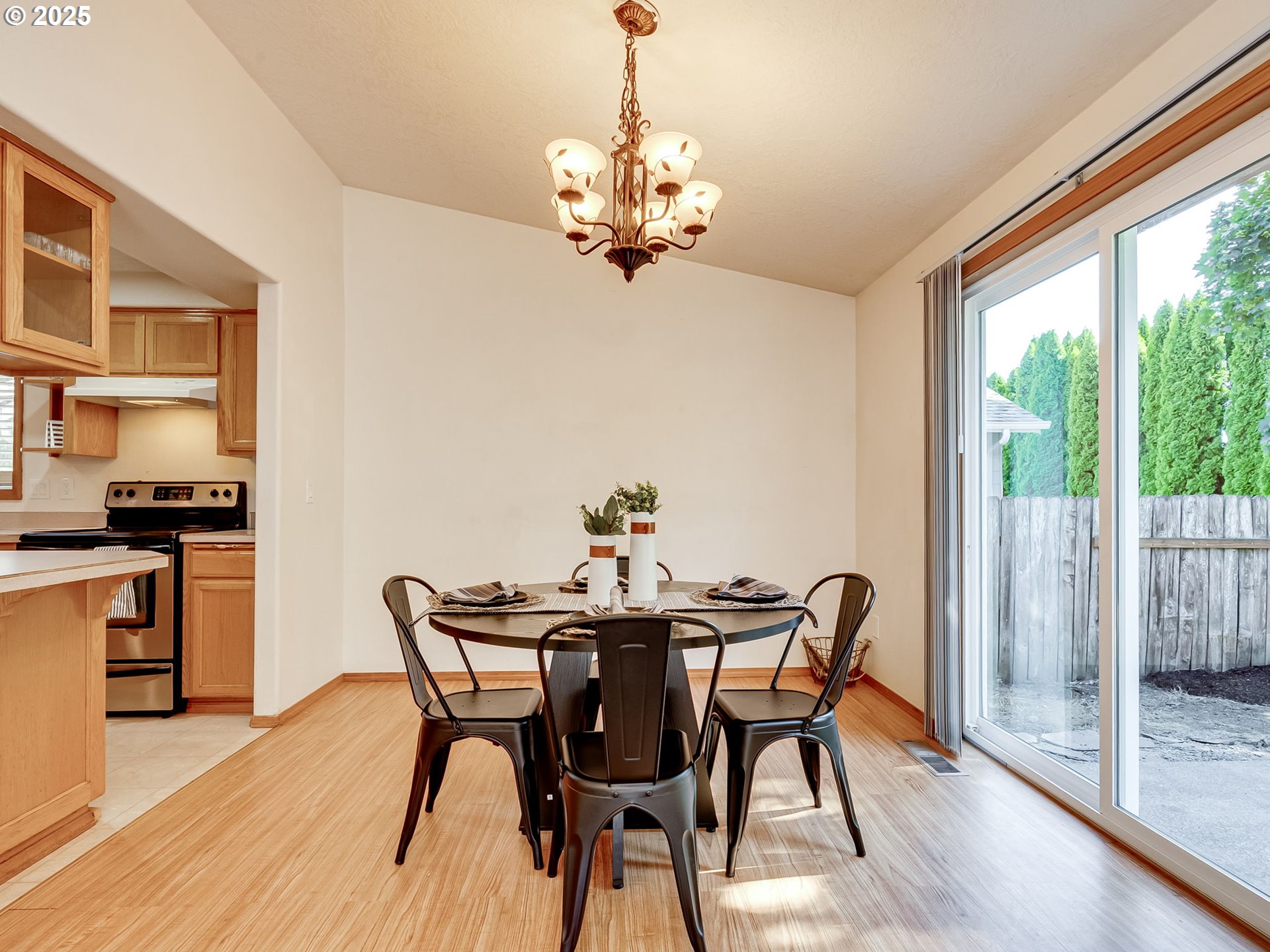 1065 Ridgefield Court Stayton, OR 97383 - Photo 13 of 48