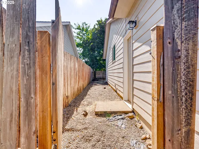 $400,000 | 1065 Ridgefield Court, Stayton, OR 97383