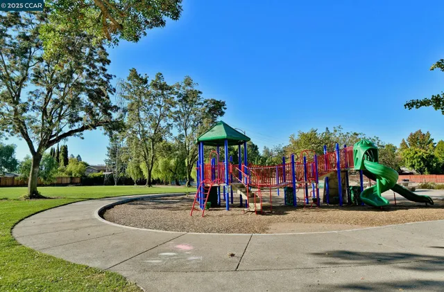 $1,425,000 | 264 Firestone Drive, Walnut Creek, CA 94598