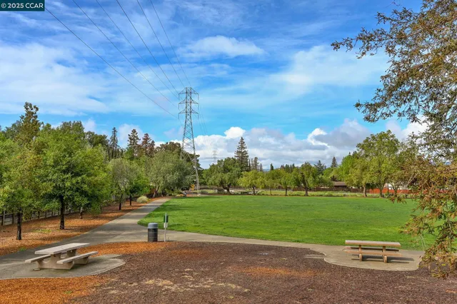 $1,425,000 | 264 Firestone Drive, Walnut Creek, CA 94598