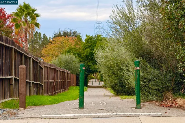 $1,425,000 | 264 Firestone Drive, Walnut Creek, CA 94598