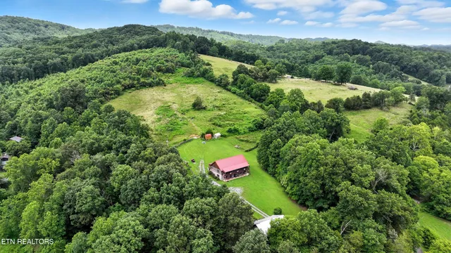 $589,000 | 9360 Middle Wallens Creek Road, Jonesville, VA 24263