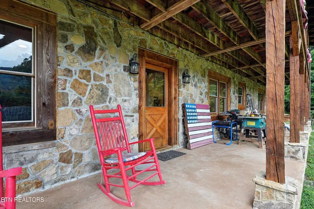 $589,000 | 9360 Middle Wallens Creek Road, Jonesville, VA 24263