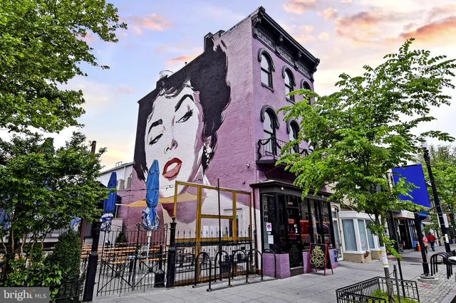 $5,800 | 11 R Street Northwest, Washington, DC 20001