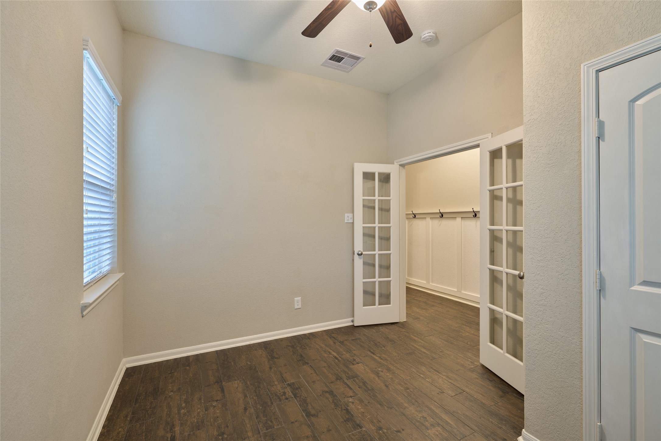 116 Fox Trail Road Montgomery, TX 77316 - Photo 8 of 50 Office/Study/Bedroom 4