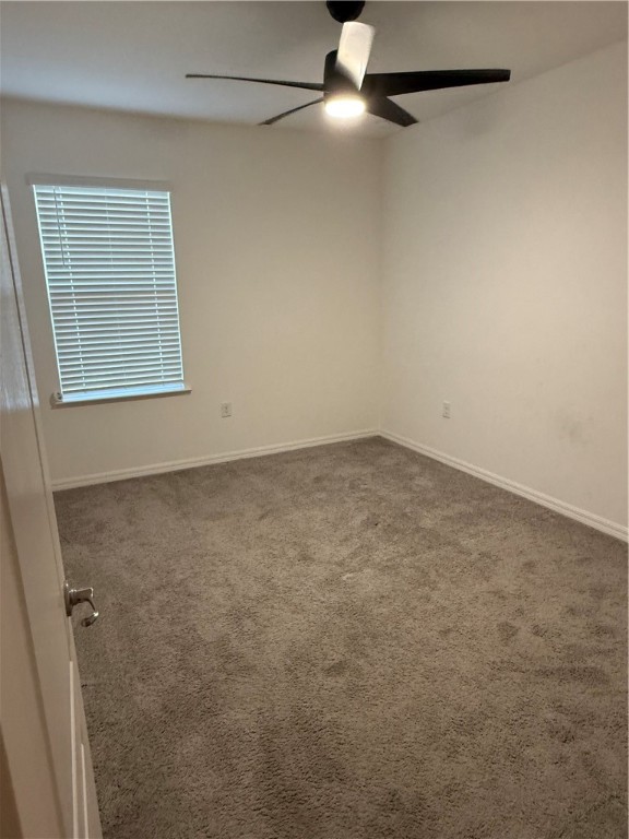 8166 97th Avenue Vero Beach, FL 32967 - Photo 10 of 11 an empty room with a window