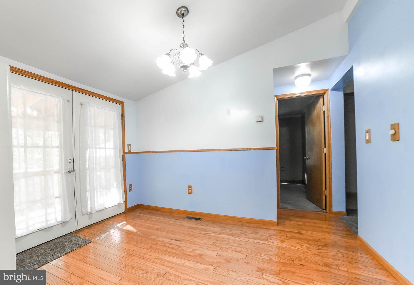 45215 Clarks Mill Road Hollywood, MD 20636 - Photo 8 of 38 Gallery Image 8