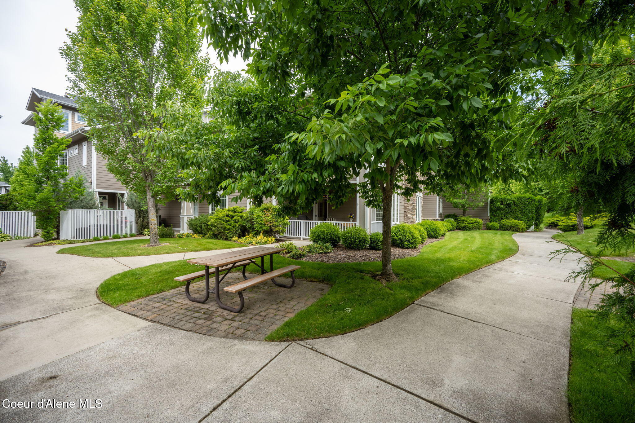 4453 Greenchain Loop, Unit 9 Coeur D'Alene, ID 83814 - Photo 4 of 30 19-web-or-mls-DSC_7550
