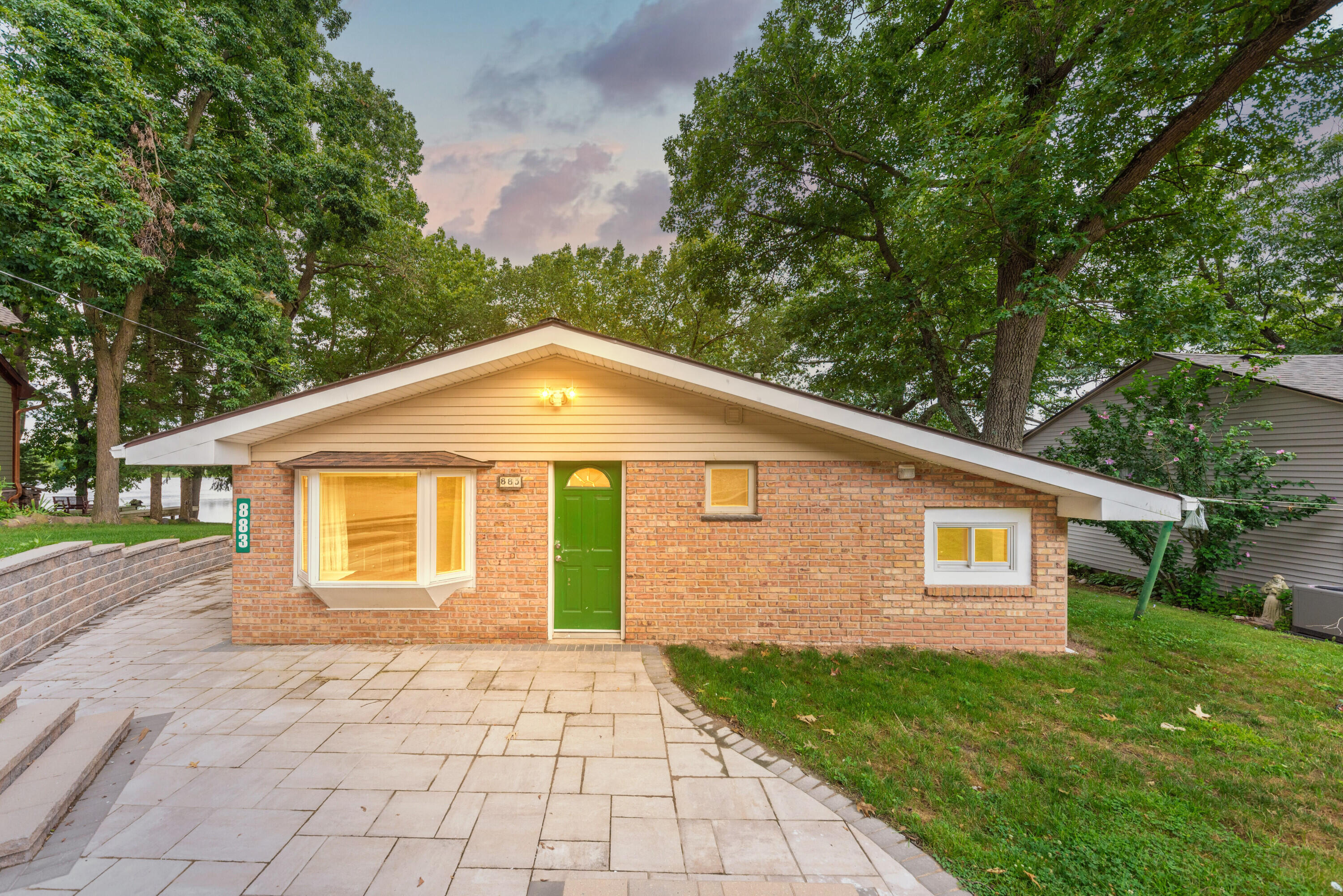 883 Hurley Drive Howell, MI 48843 - Photo 1 of 54 001_14