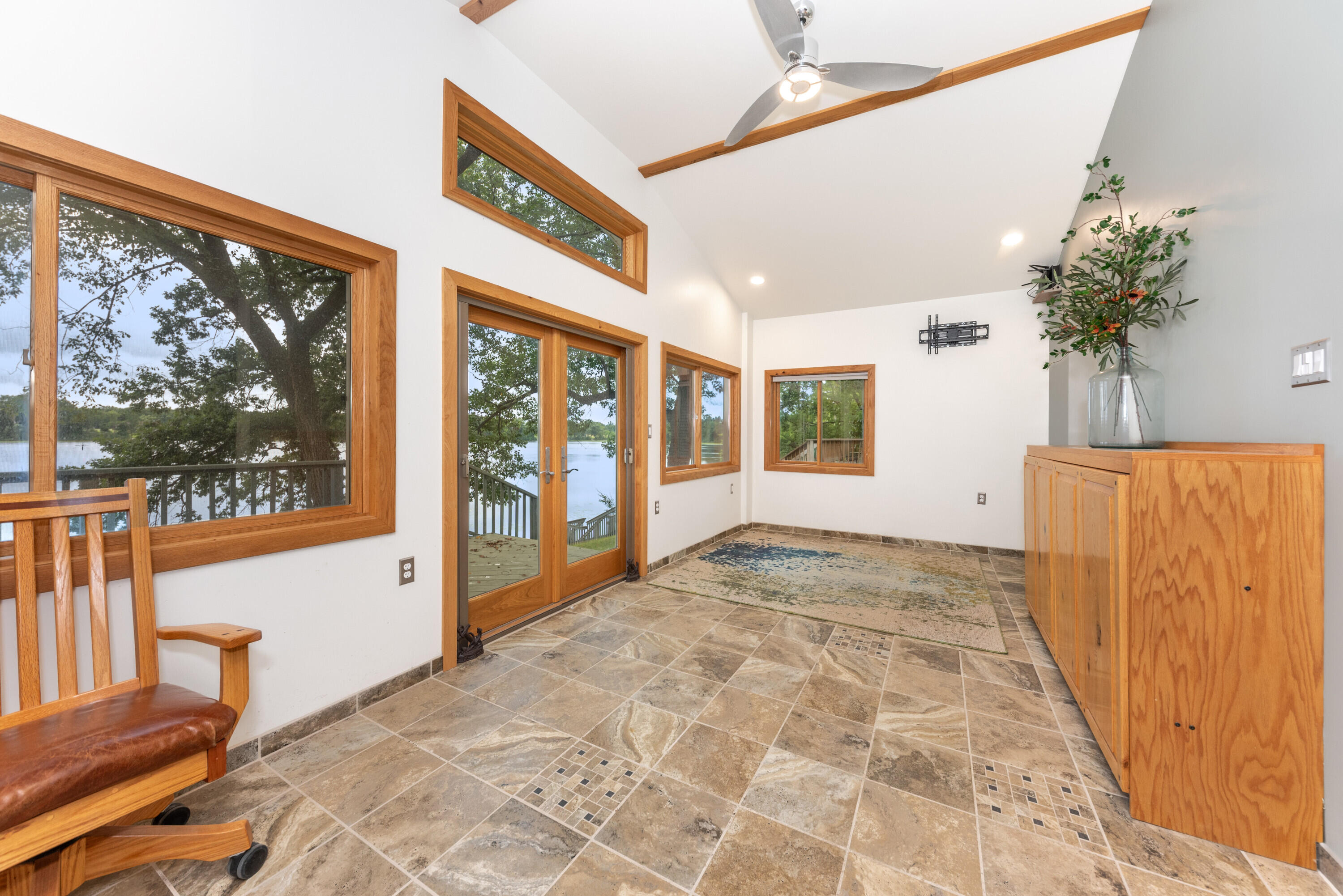 883 Hurley Drive Howell, MI 48843 - Photo 15 of 54 030_38