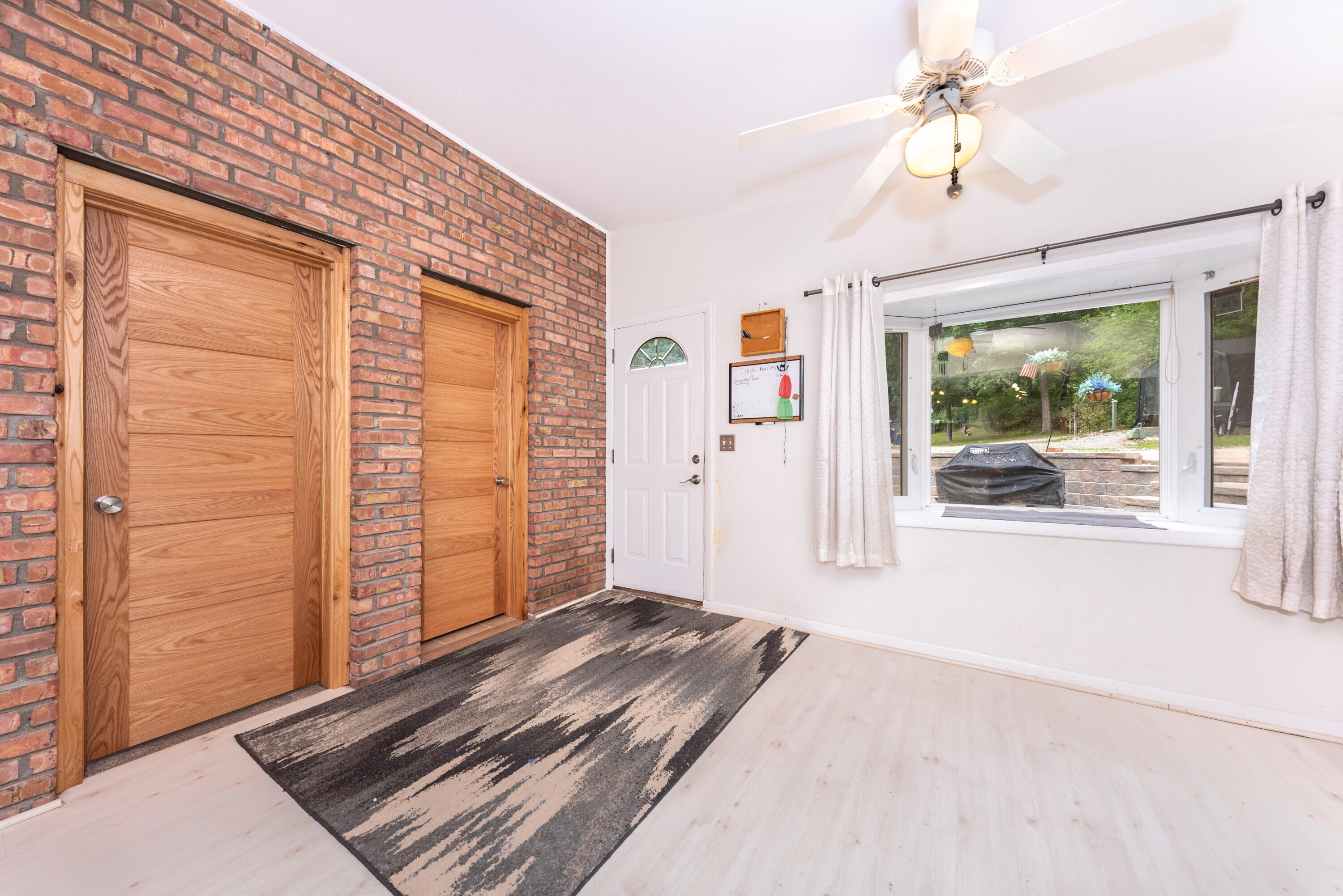 883 Hurley Drive Howell, MI 48843 - Photo 16 of 54 017_22