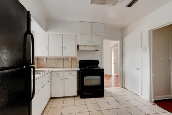 $299,990 | 633 Byron Avenue, Daytona Beach, FL 32114
