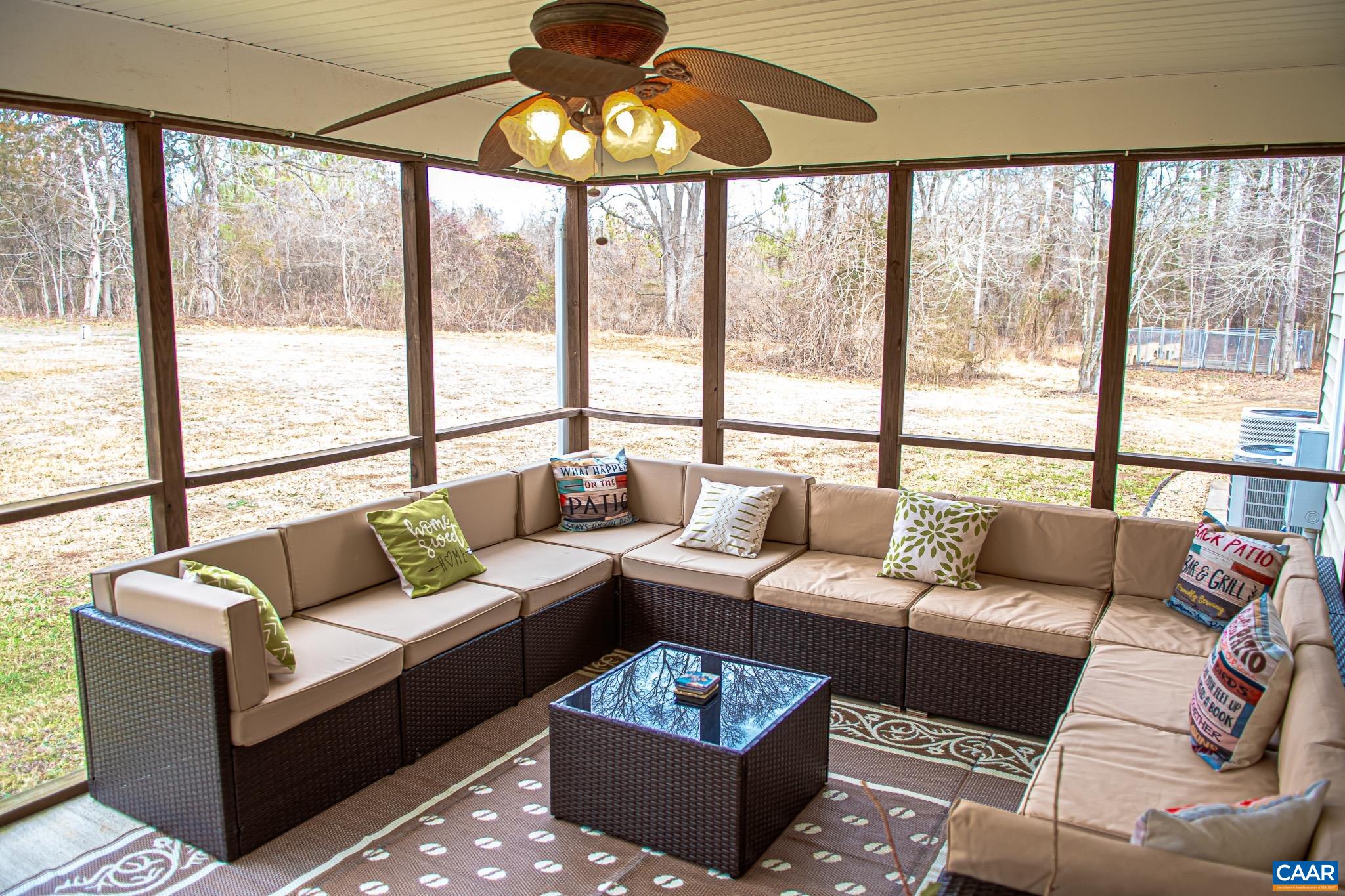 1101 Keith Road Stanardsville, VA 22973 - Photo 31 of 38 a living room with furniture and a large window
