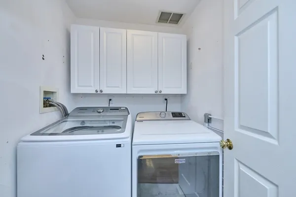 $5,999 | 27 Cranberry Lane, Burlington, MA 01803